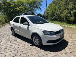 VOLKSWAGEN - VOYAGE - 2014/2015 - Branca - R$ 41.900,00