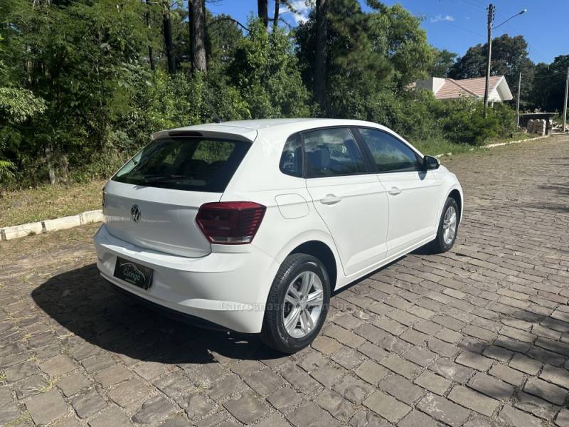 VOLKSWAGEN - POLO - 2018/2018 - Branca - R$ 61.900,00