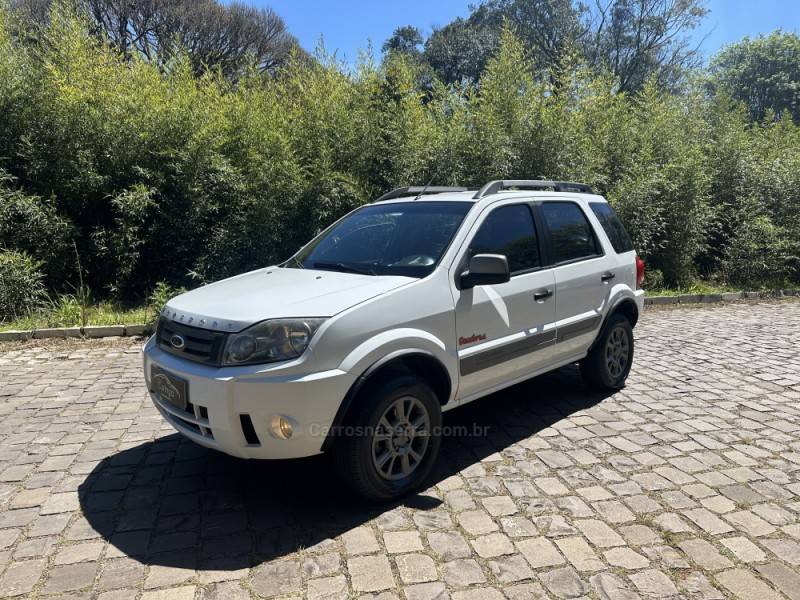 FORD - ECOSPORT - 2010/2011 - Branca - R$ 40.900,00