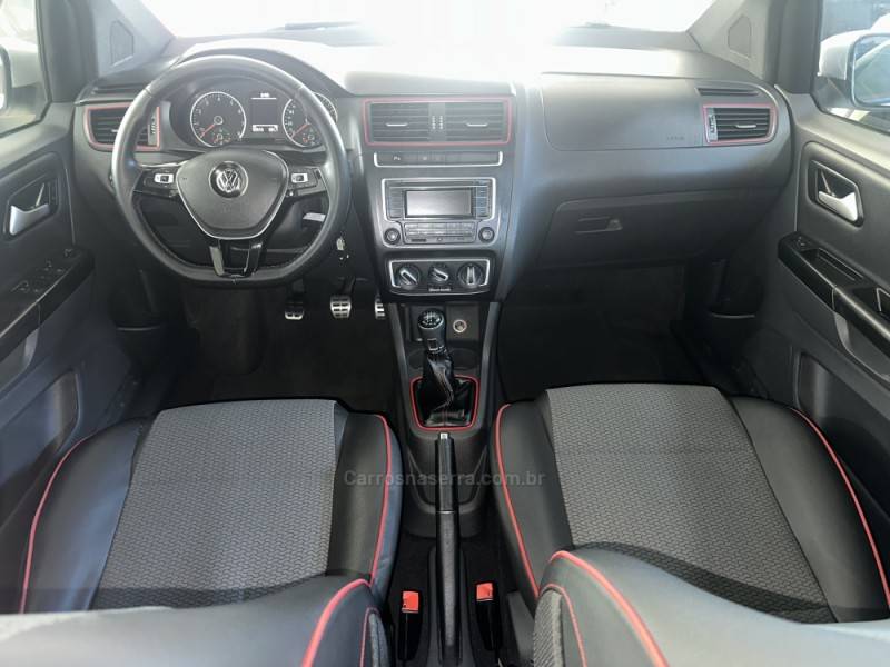 VOLKSWAGEN - FOX - 2015/2016 - Branca - R$ 54.900,00
