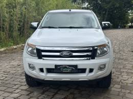 FORD - RANGER - 2015/2016 - Branca - R$ 96.900,00