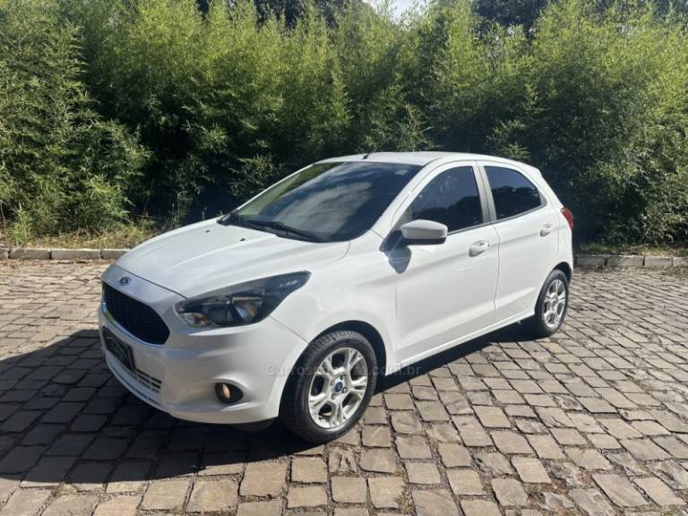 FORD - KA - 2018/2018 - Branca - R$ 46.900,00
