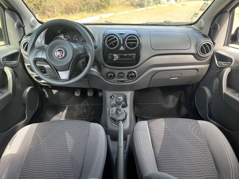 FIAT - PALIO - 2016/2016 - Branca - R$ 42.900,00