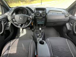 RENAULT - DUSTER OROCH - 2016/2017 - Prata - R$ 74.900,00