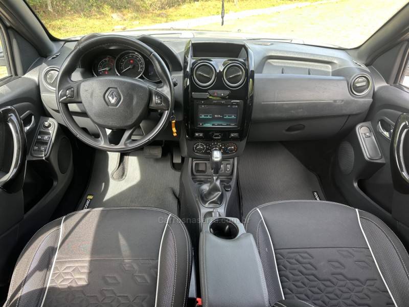 RENAULT - DUSTER OROCH - 2016/2017 - Prata - R$ 74.900,00