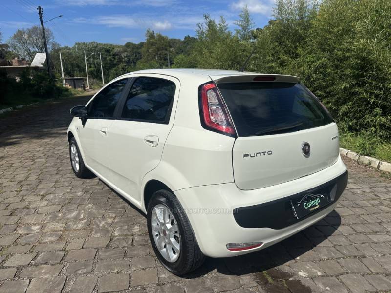 FIAT - PUNTO - 2017/2017 - Branca - R$ 49.900,00