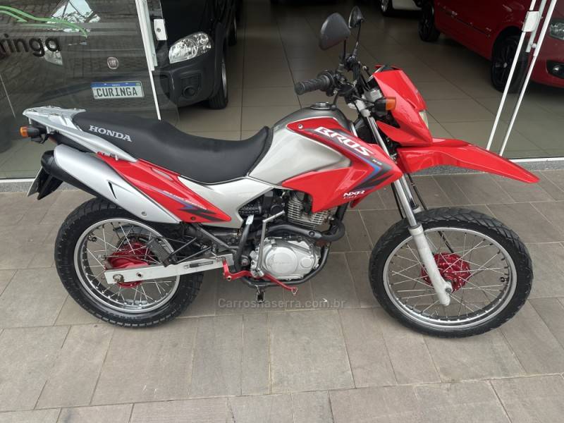 HONDA - NXR 150 - 2010/2010 - Vermelha - R$ 11.500,00