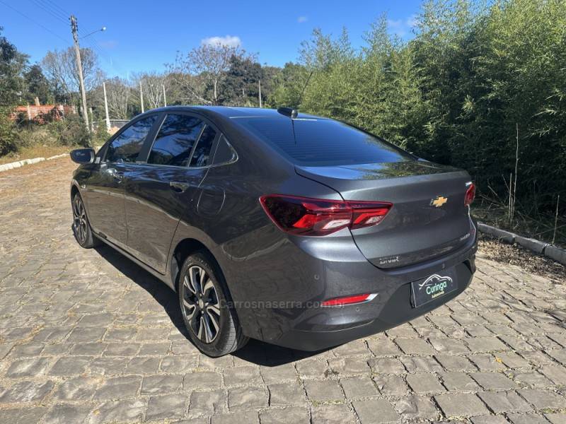 CHEVROLET - ONIX - 2023/2024 - Cinza - R$ 104.900,00