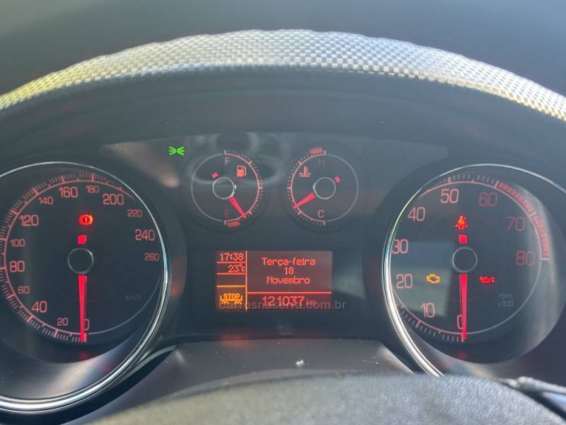 FIAT - BRAVO - 2014/2014 - Branca - R$ 56.900,00