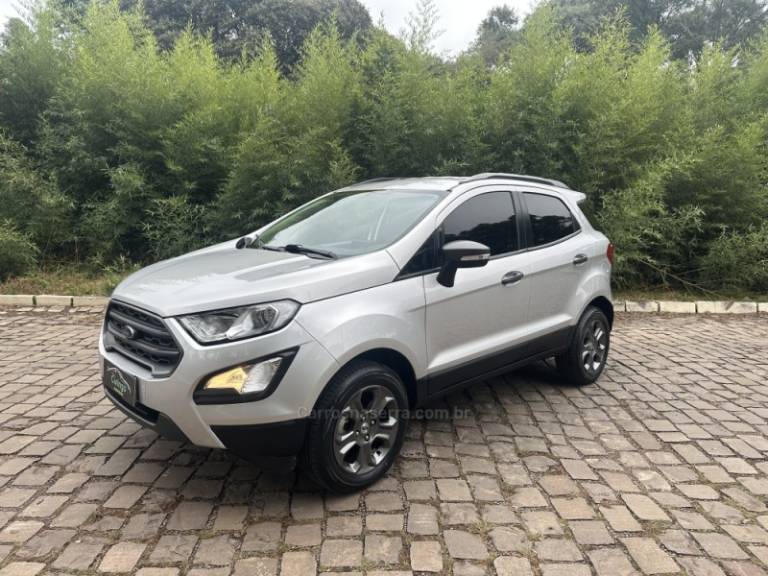 FORD - ECOSPORT - 2019/2019 - Prata - R$ 74.900,00