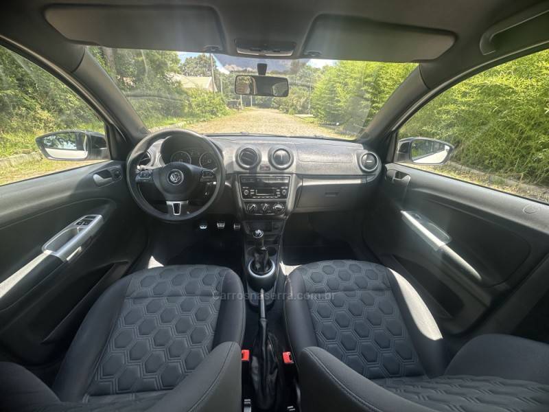 VOLKSWAGEN - GOL - 2013/2014 - Branca - R$ 43.900,00