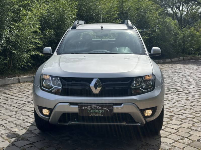 RENAULT - DUSTER OROCH - 2016/2017 - Prata - R$ 74.900,00