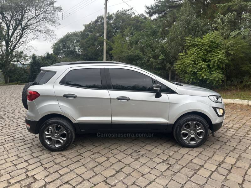 FORD - ECOSPORT - 2019/2019 - Prata - R$ 74.900,00