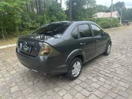 FORD - FIESTA - 2010/2011 - Cinza - R$ 32.900,00
