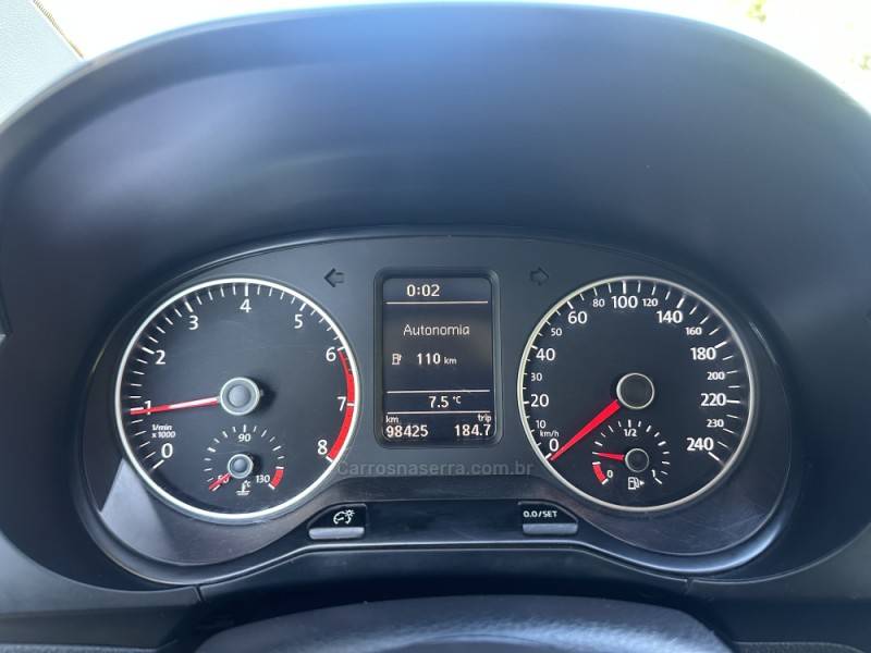 VOLKSWAGEN - CROSSFOX - 2015/2015 - Prata - R$ 54.900,00