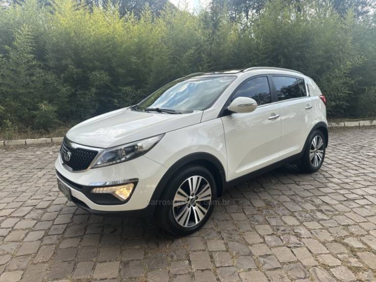 KIA MOTORS - SPORTAGE - 2015/2015 - Branca - R$ 89.900,00
