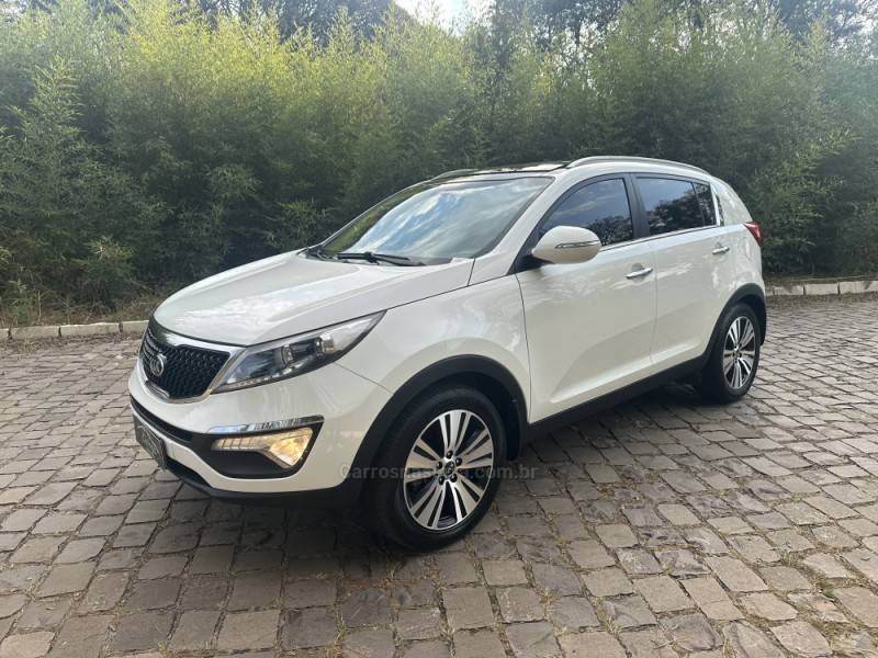 KIA MOTORS - SPORTAGE - 2015/2015 - Branca - R$ 89.900,00