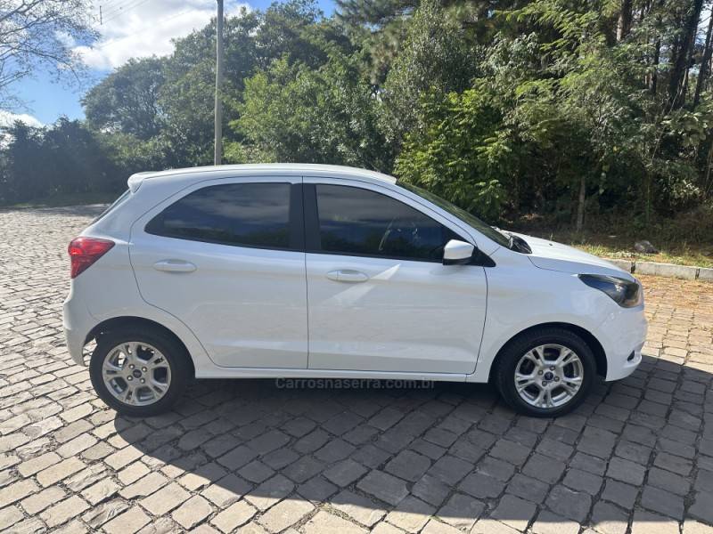 FORD - KA - 2018/2018 - Branca - R$ 46.900,00