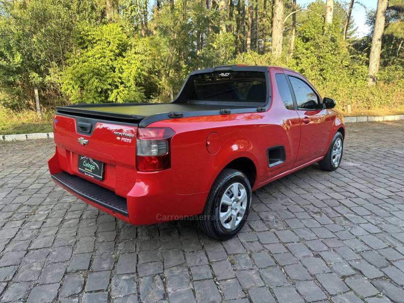 CHEVROLET - MONTANA - 2017/2017 - Vermelha - R$ 48.900,00