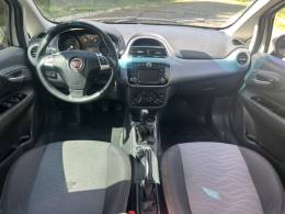 FIAT - PUNTO - 2017/2017 - Branca - R$ 49.900,00