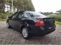 FORD - FOCUS - 2013/2013 - Preta - R$ 43.900,00