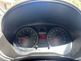 VOLKSWAGEN - VOYAGE - 2014/2015 - Branca - R$ 41.900,00