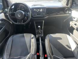 VOLKSWAGEN - UP - 2017/2017 - Branca - R$ 57.900,00