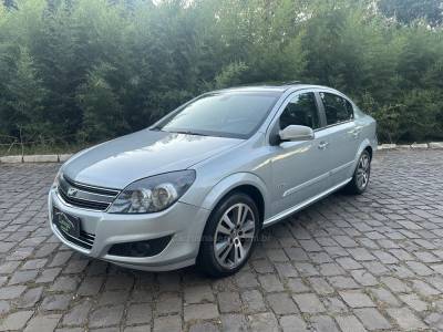 CHEVROLET - VECTRA - 2010/2010 - Prata - R$ 47.900,00