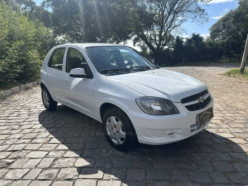 CHEVROLET - CELTA - 2012/2012 - Branca - R$ 29.900,00