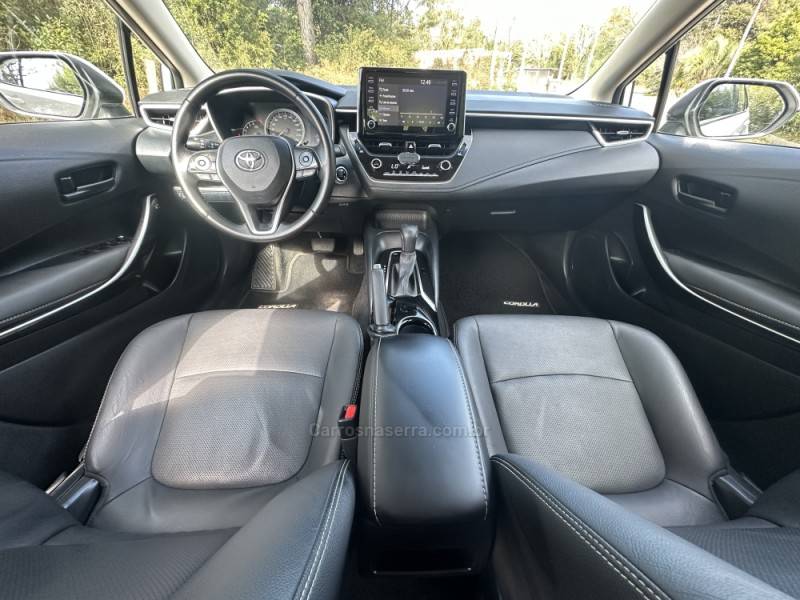 TOYOTA - COROLLA - 2020/2020 - Branca - R$ 119.900,00