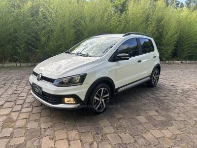VOLKSWAGEN - FOX - 2019/2019 - Branca - R$ 63.900,00