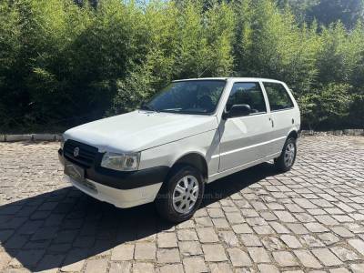 FIAT - UNO - 2011/2011 - Branca - R$ 21.900,00