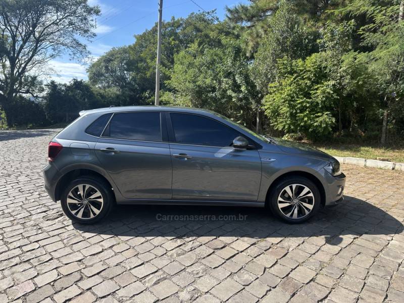 VOLKSWAGEN - POLO - 2020/2021 - Cinza - R$ 84.900,00