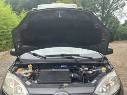 FORD - FIESTA - 2010/2011 - Cinza - R$ 32.900,00