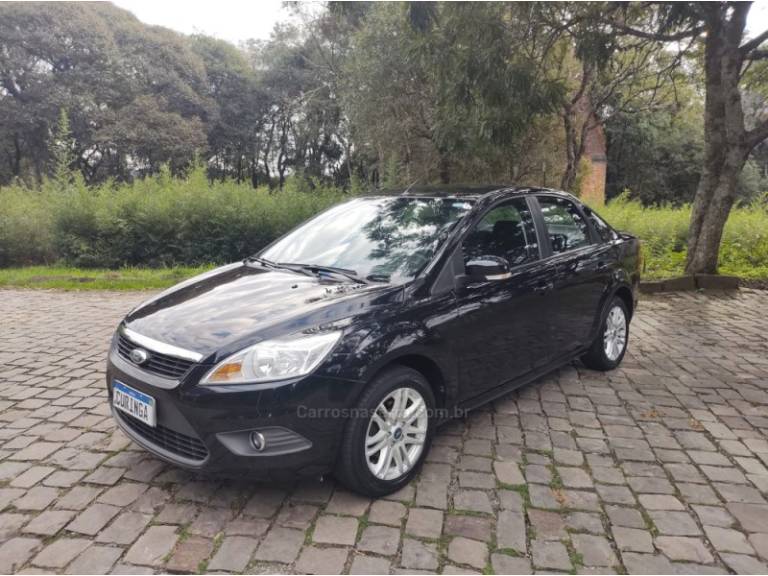 FORD - FOCUS - 2013/2013 - Preta - R$ 43.900,00