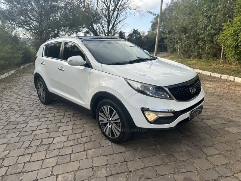 KIA MOTORS - SPORTAGE - 2015/2015 - Branca - R$ 89.900,00