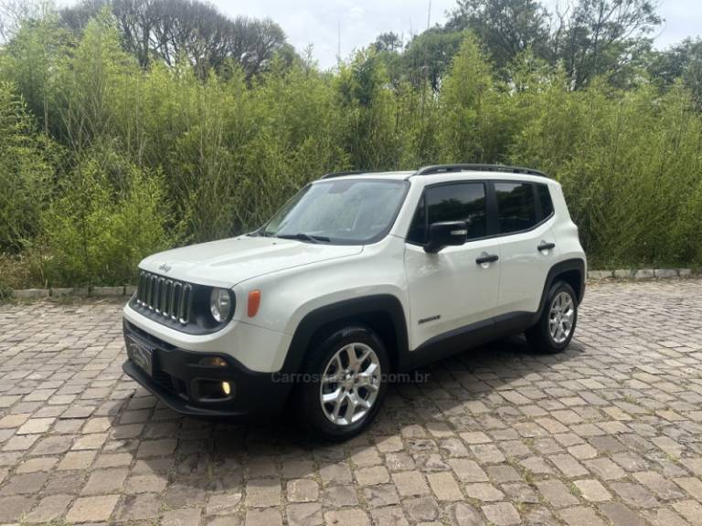JEEP - RENEGADE - 2018/2018 - Branca - R$ 74.900,00