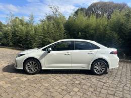 TOYOTA - COROLLA - 2020/2020 - Branca - R$ 119.900,00