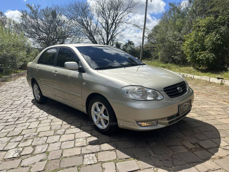 TOYOTA - COROLLA - 2004/2004 - Bege - R$ 36.900,00